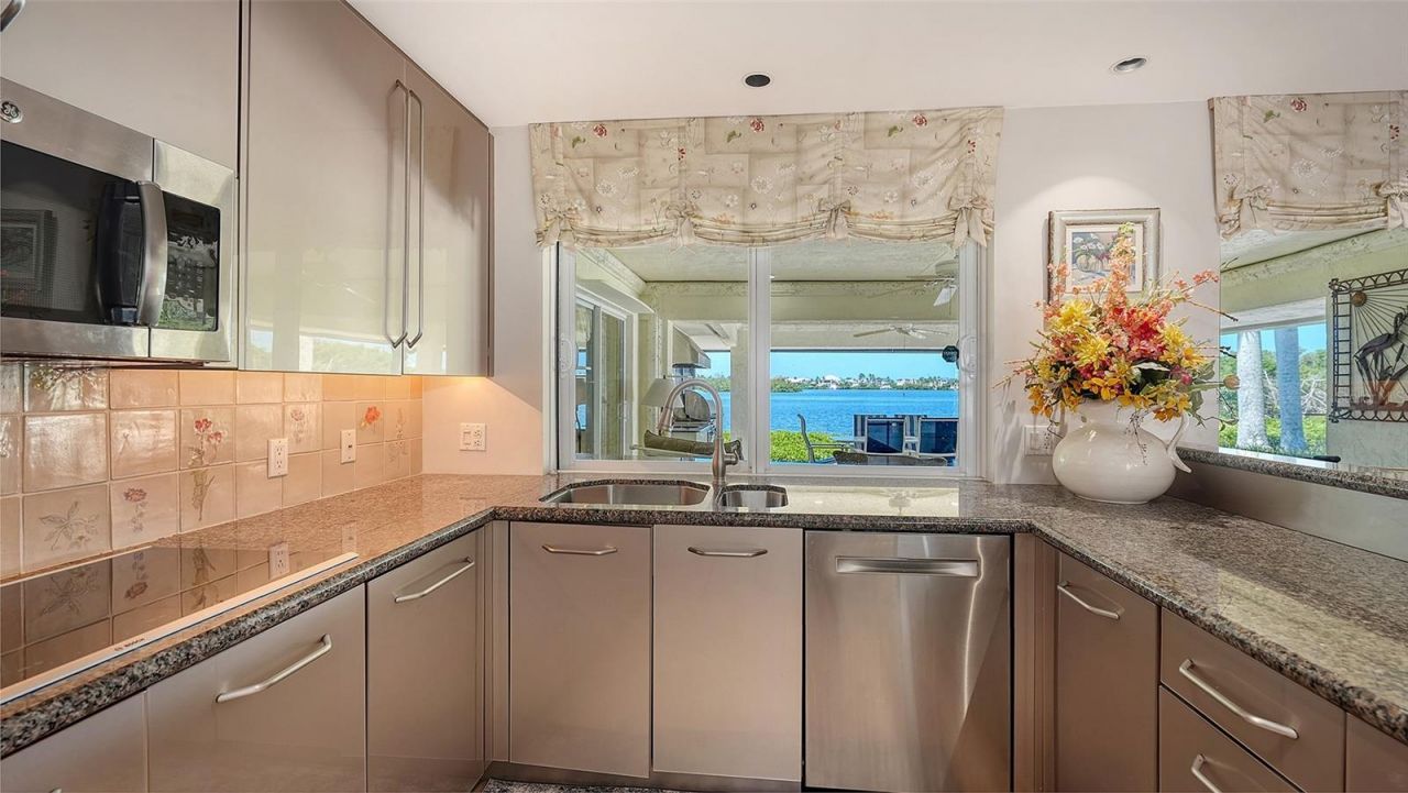 321 Lookout Point Drive, Osprey, FL 34229 Photo