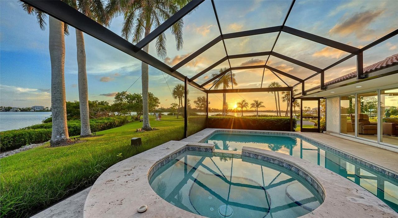 321 Lookout Point Drive, Osprey, FL 34229 Photo