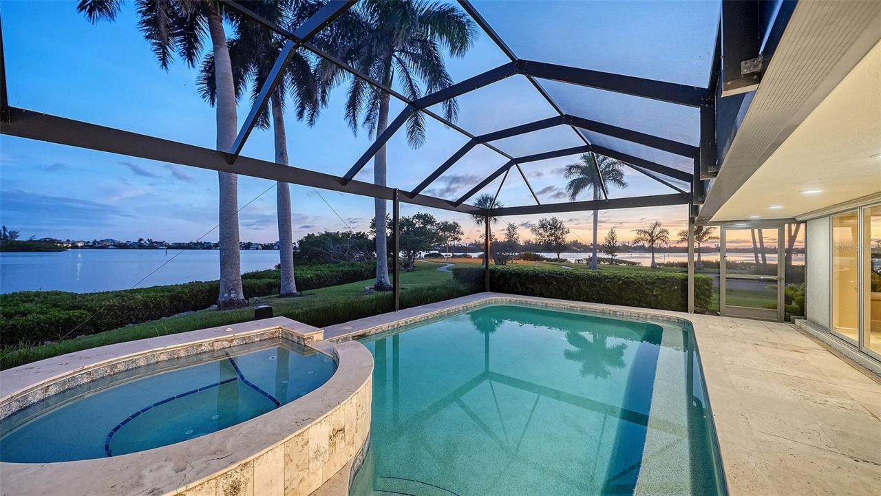 321 Lookout Point Drive, Osprey, FL 34229 Photo