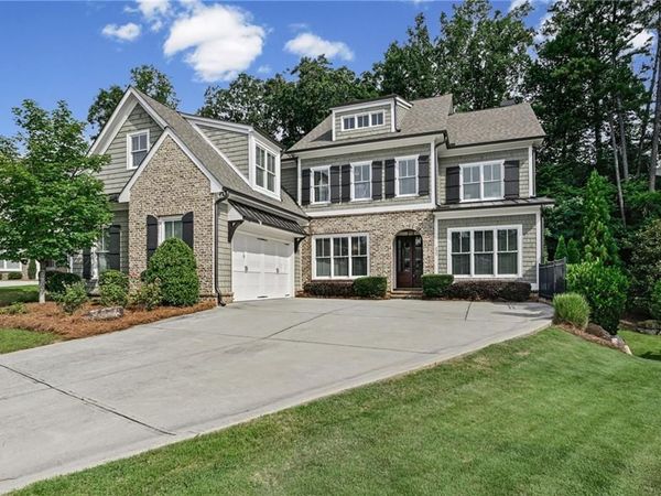 237 Belle Lane , Atlanta, GA 30328