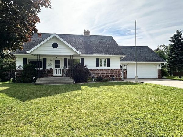 262 PARK AVENUE, Oconto Falls, WI 54154