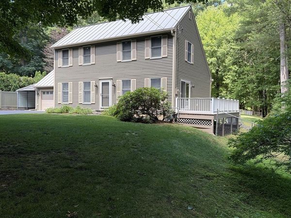 68 Gilrain Ter, Northampton, MA 01062