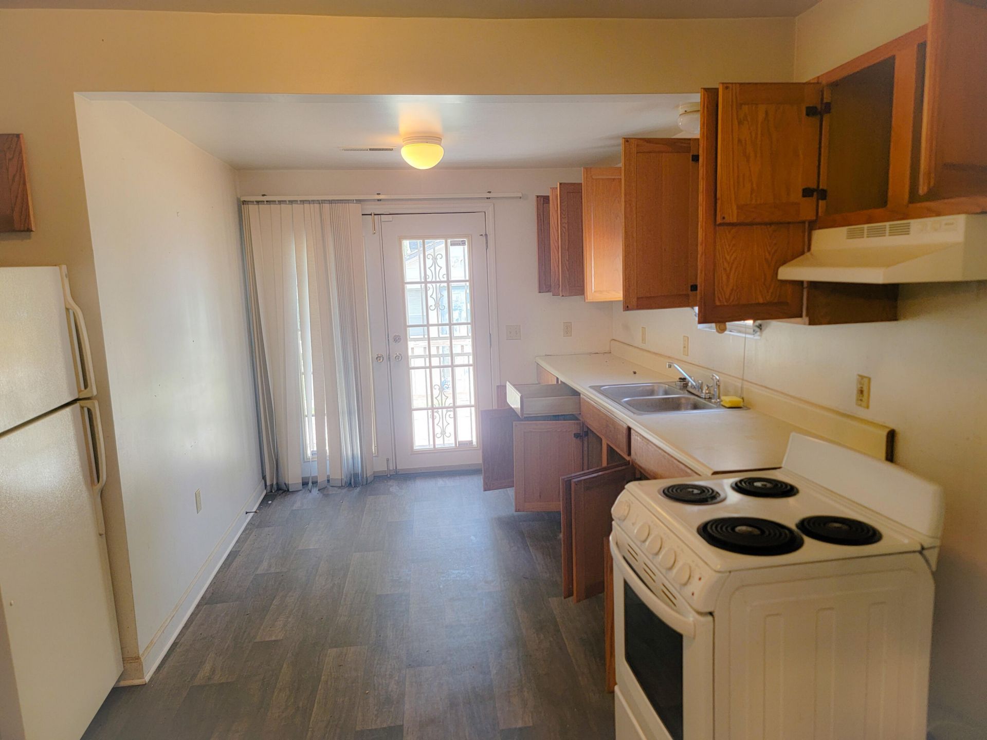 2213 Suffolk Street Photo 10