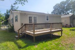 2213 Suffolk Street photo 4