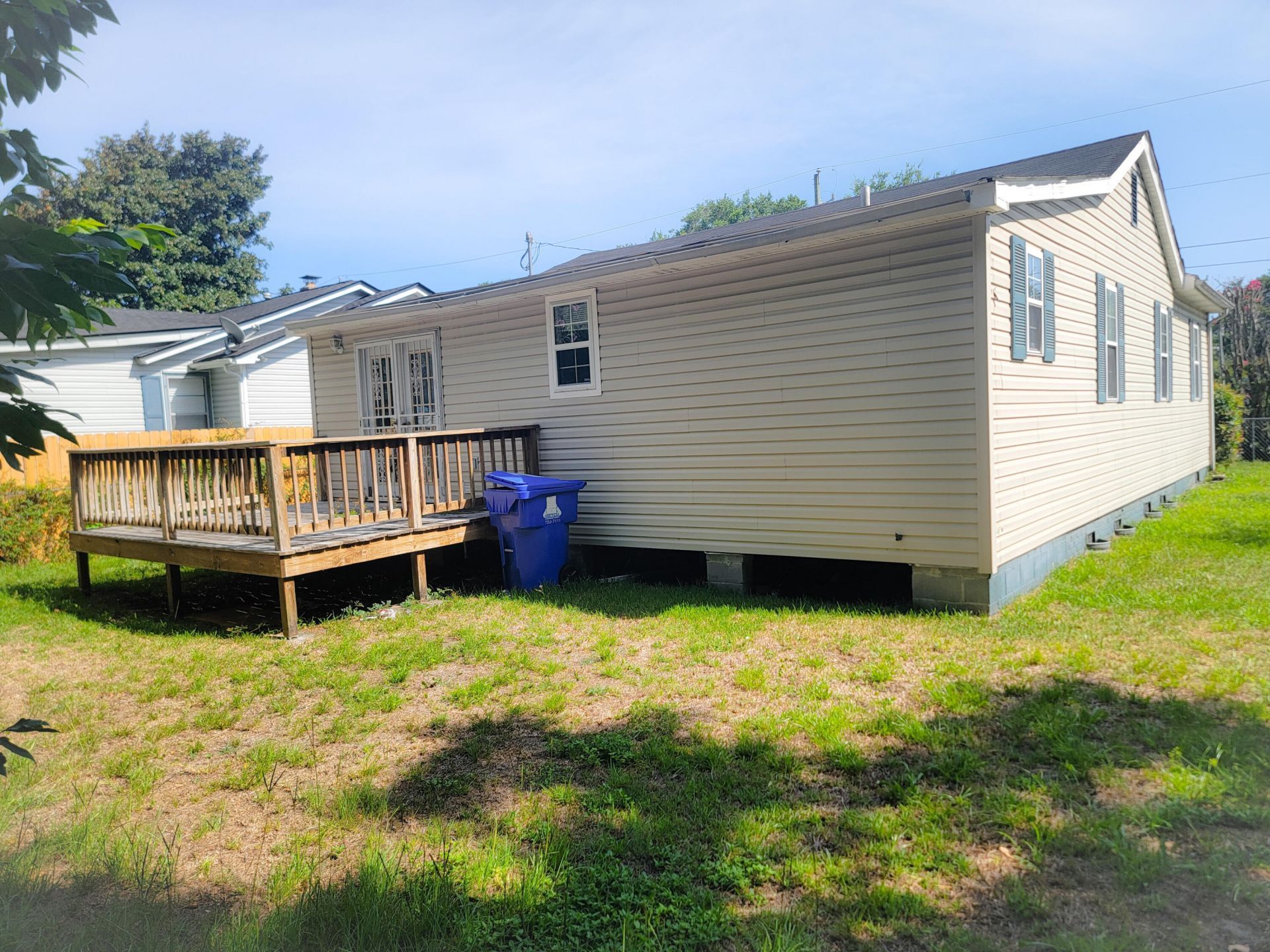 2213 Suffolk Street Photo 7