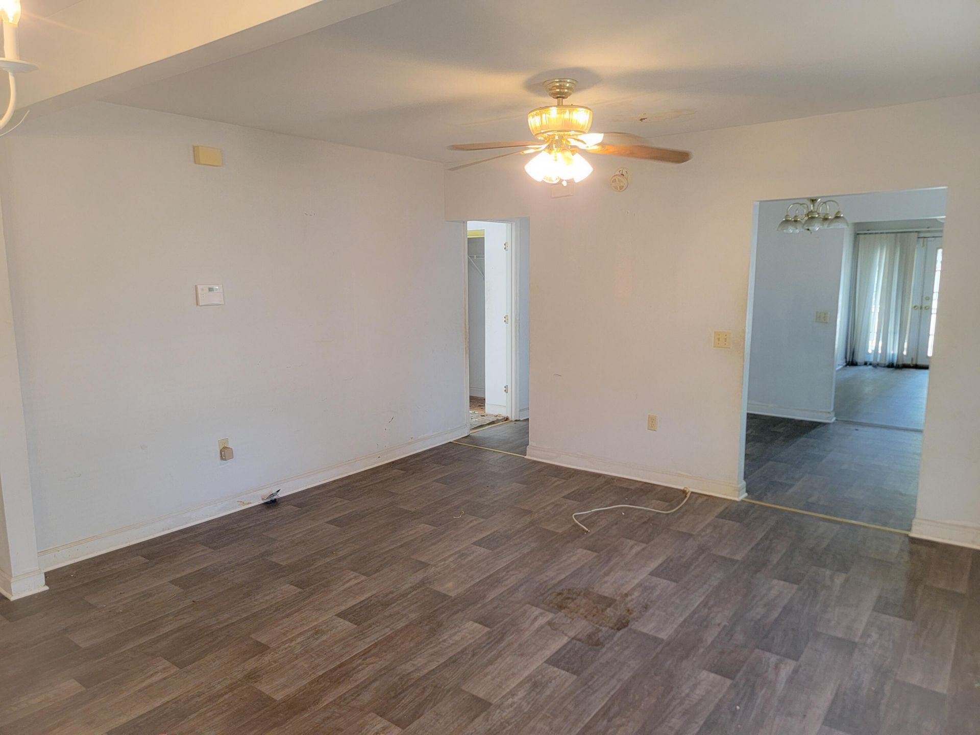 2213 Suffolk Street Photo 8