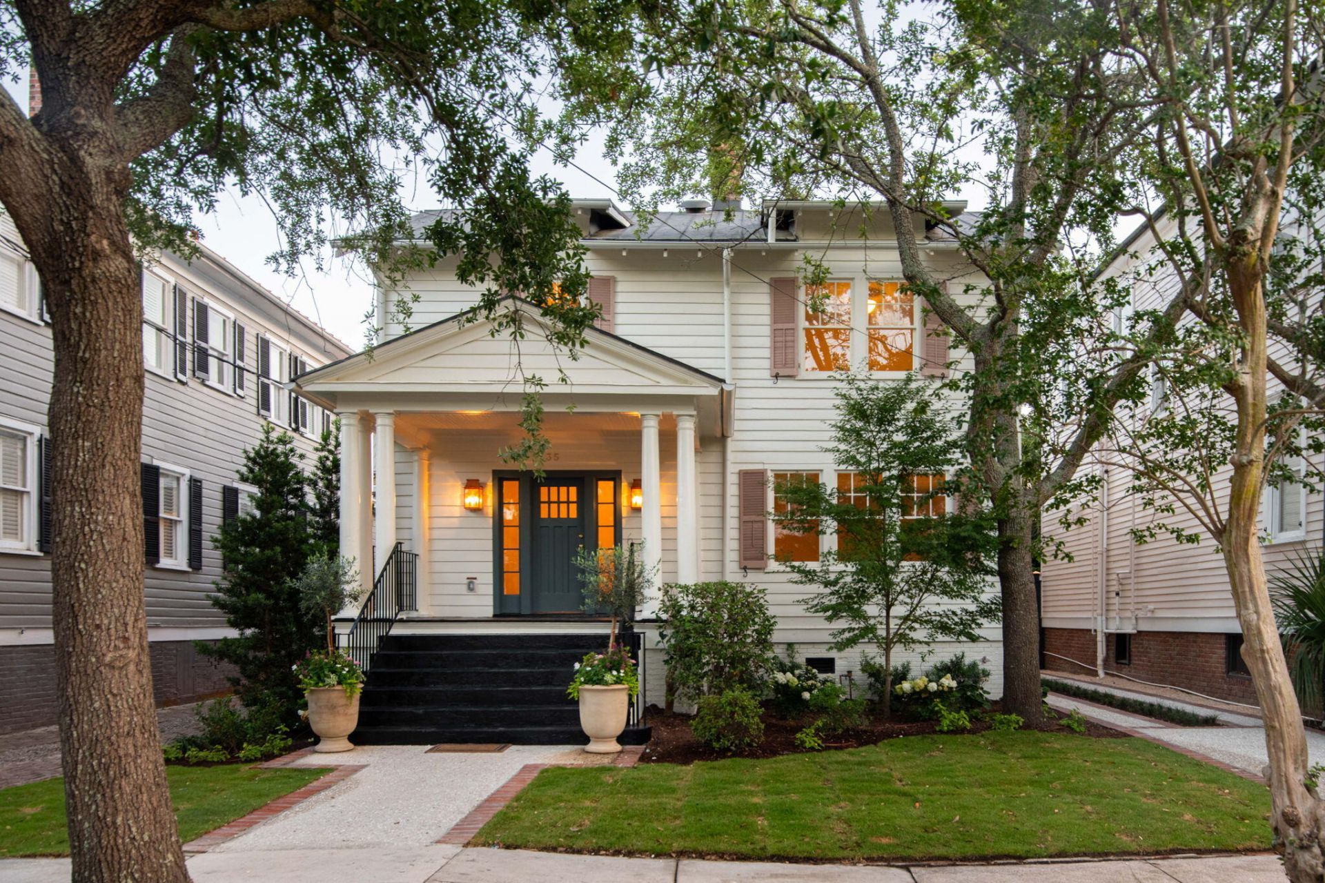 35 Gibbes Street Photo 1