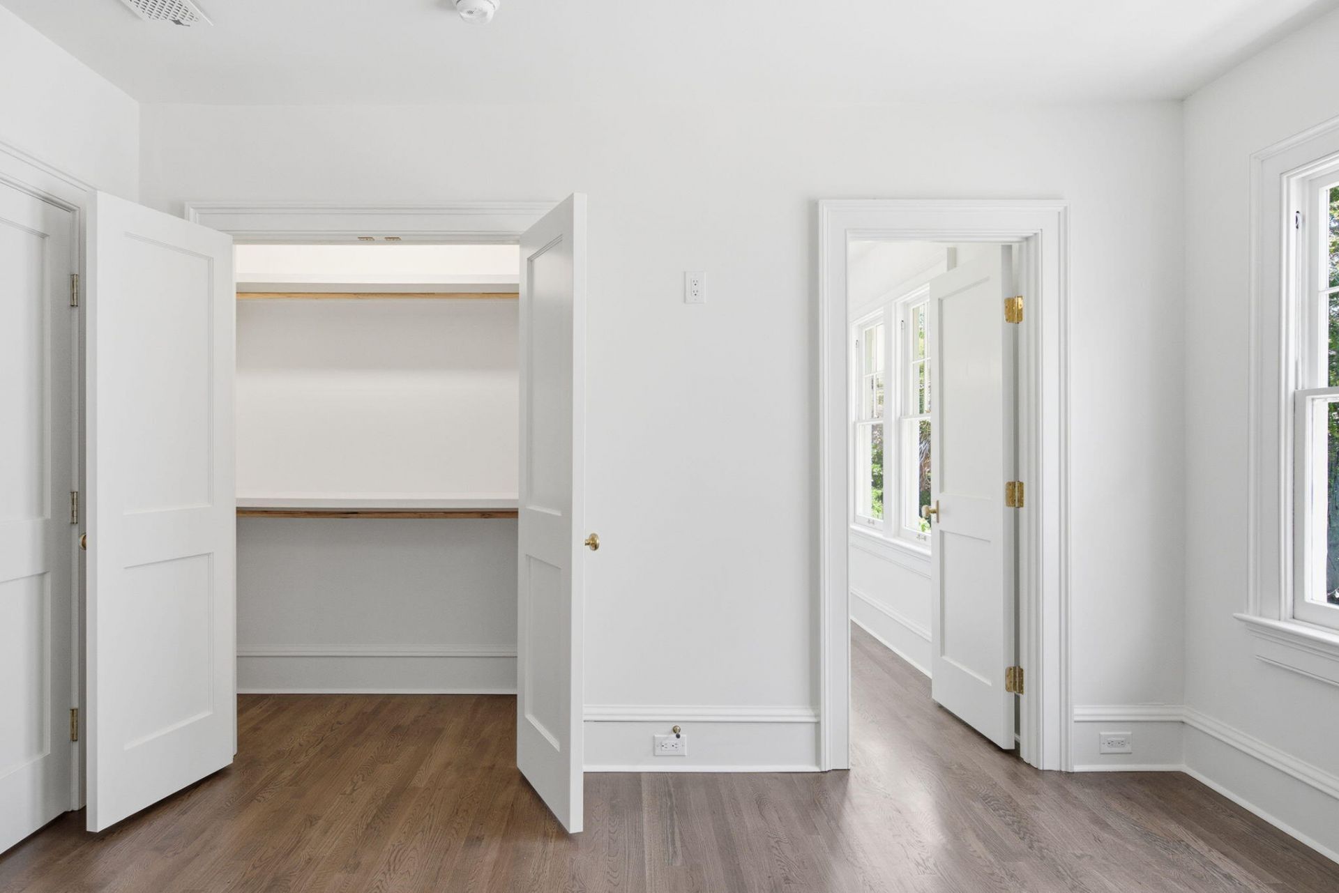 35 Gibbes Street Photo 60