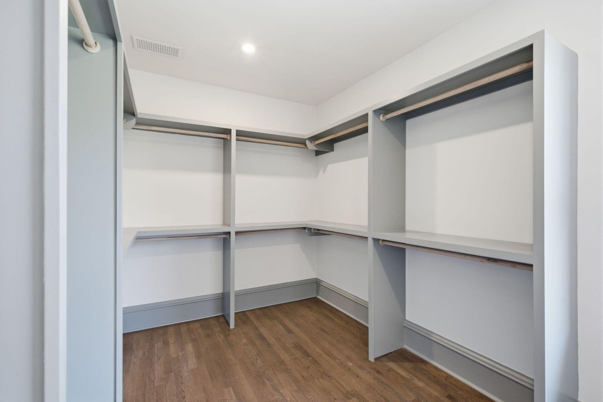 35 Gibbes Street Photo 79