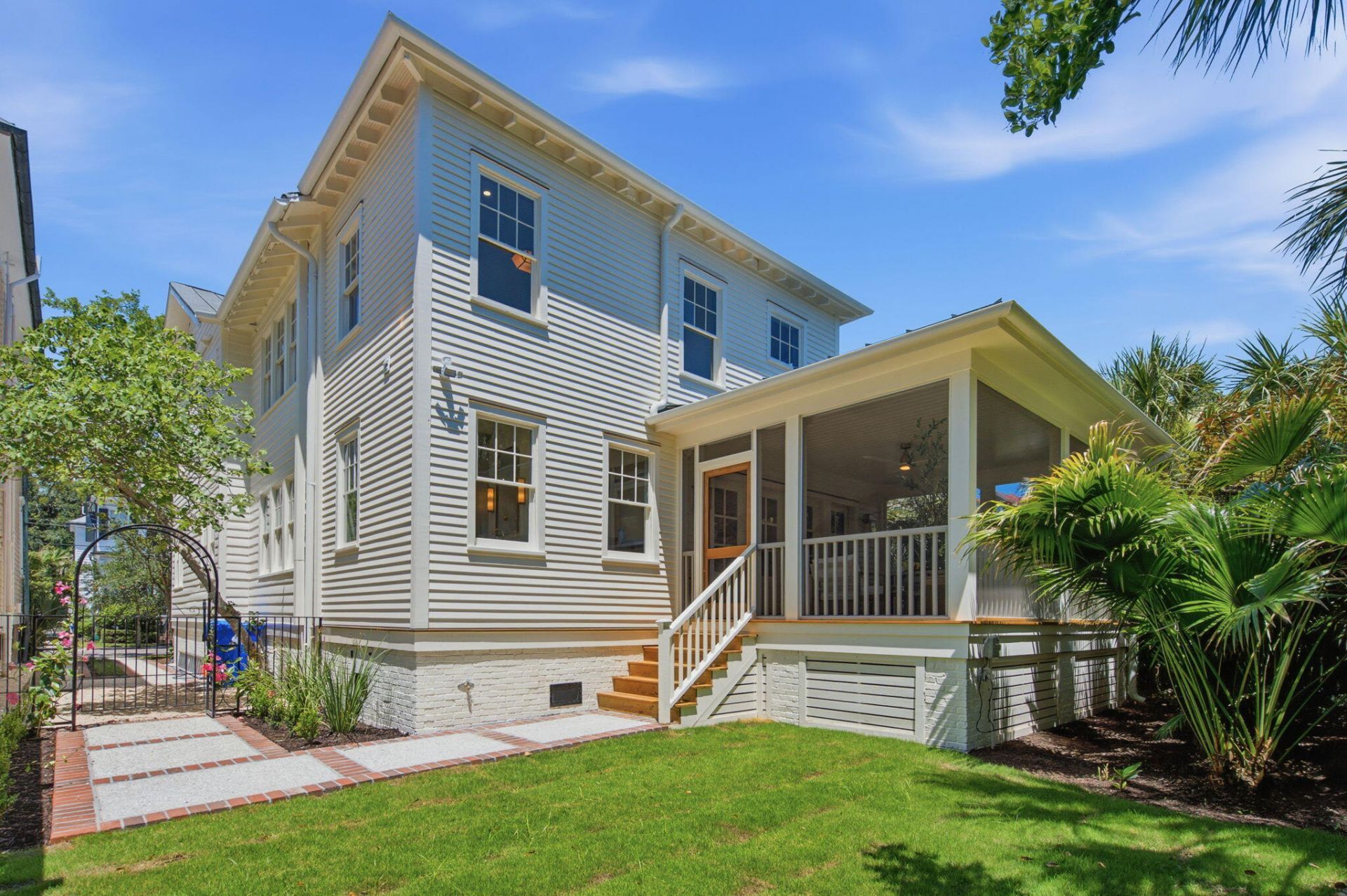 35 Gibbes Street Photo 81