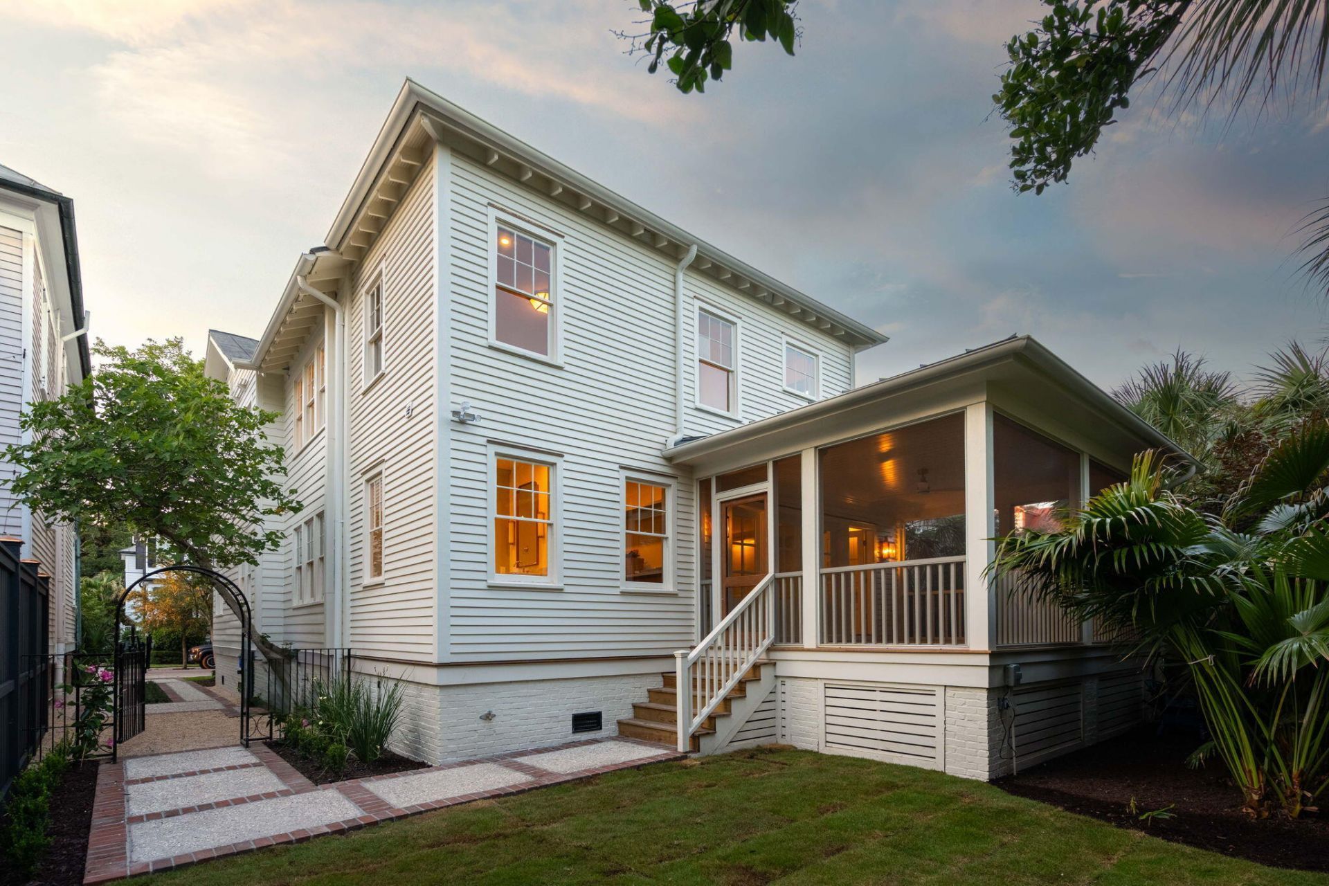 35 Gibbes Street Photo 83