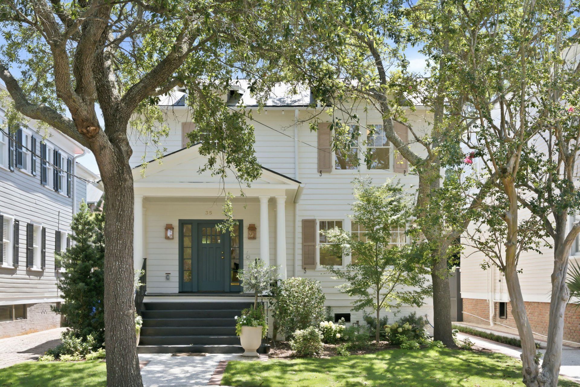 35 Gibbes Street Photo 97