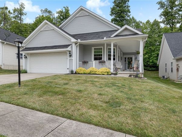18340 Crystal Lakes Drive , North Royalton, OH 44133