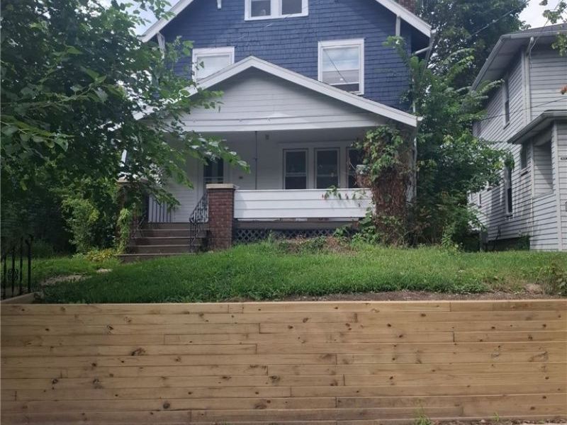 829 Elmore Avenue, Akron, OH 44302 Photo 1