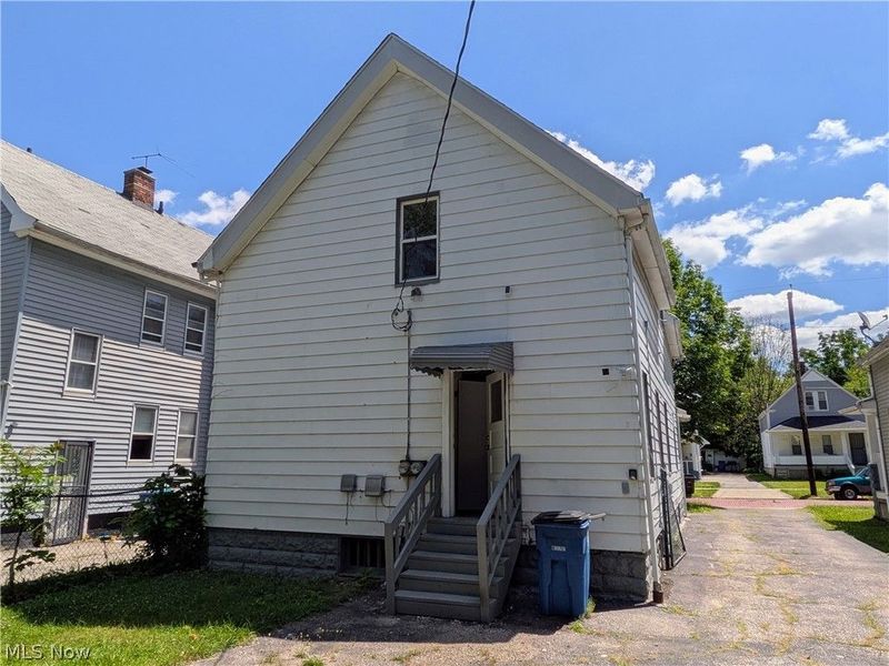 2818 E 119th Street, Cleveland, OH 44120 Photo 3
