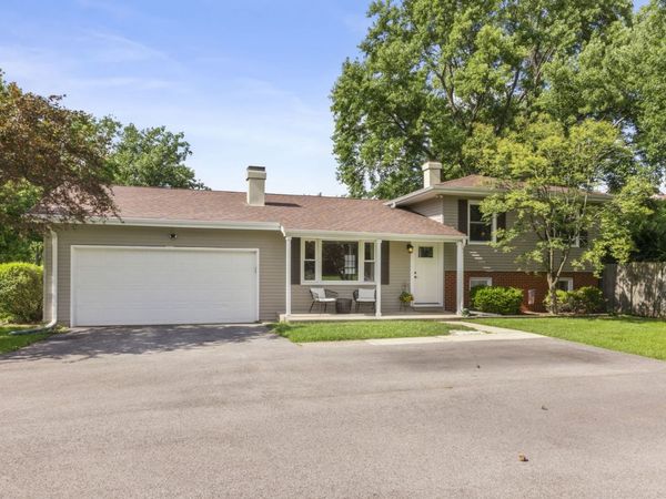5s481 Glenoban Drive, Naperville, IL 60563