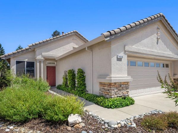7469 Apple Hollow Loop, Roseville, CA 95747