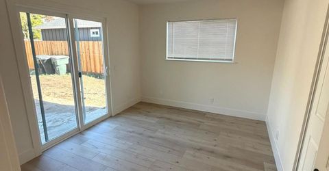 126 Birch St, Roseville, CA 95678 Photo
