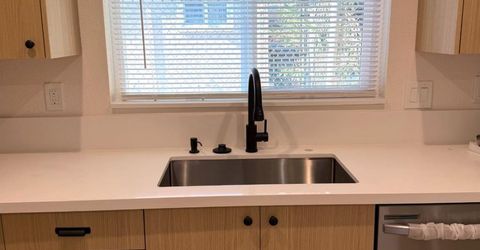 126 Birch St, Roseville, CA 95678 Photo