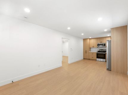 126 Birch St, Roseville, CA 95678 Photo