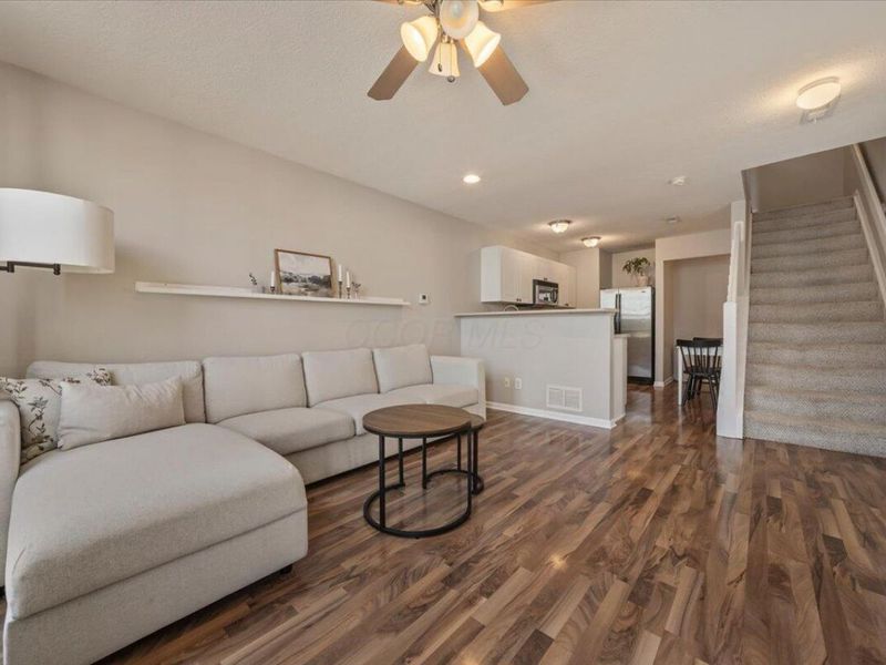 7043 Monarchos Drive, Unit 13, New Albany, OH 43054 Photo 8