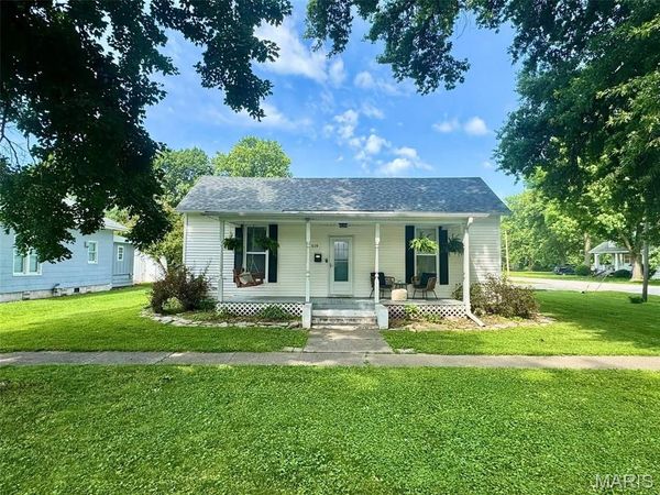 519 N Locust Street, Monroe City, MO 63456