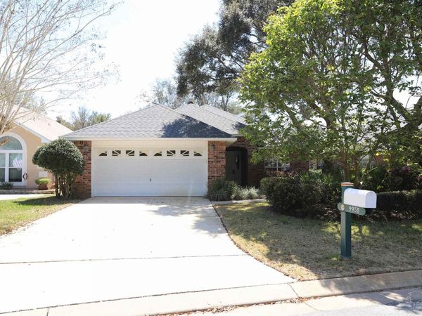 9955 Rail Cir, Pensacola, FL 32507