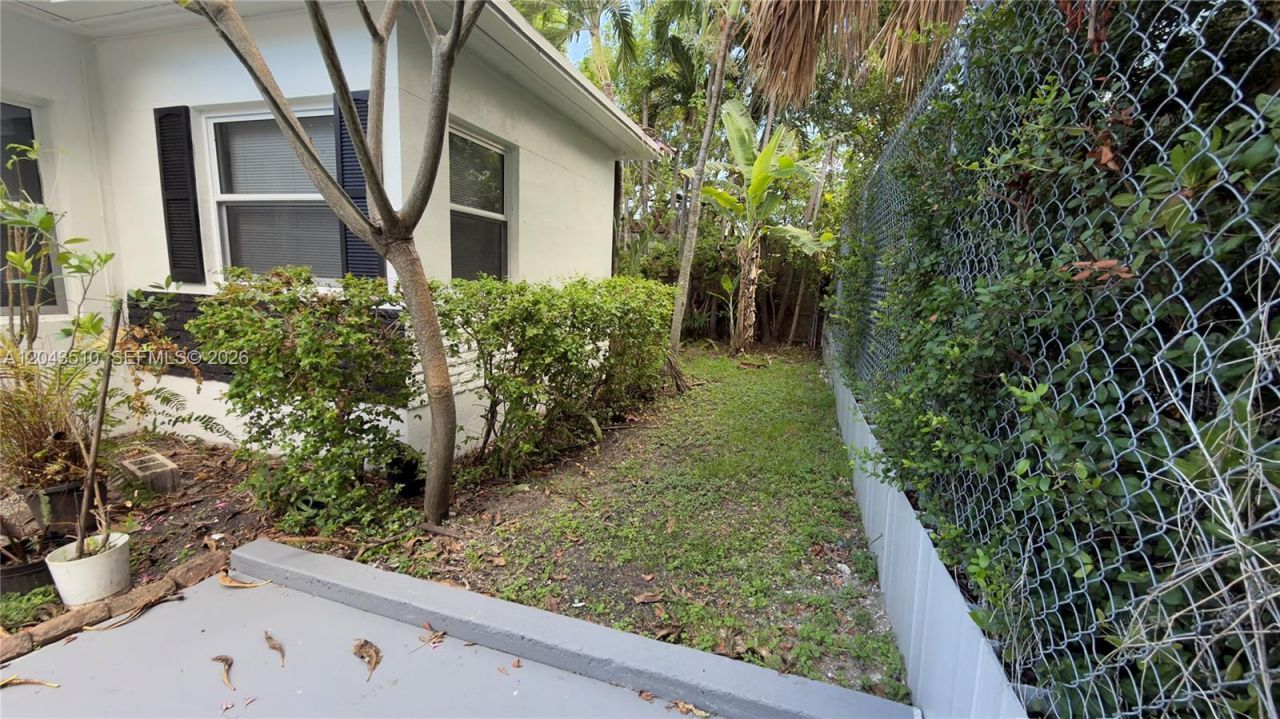 808 84th St , Unit 808, Miami Beach, FL 33141 Photo