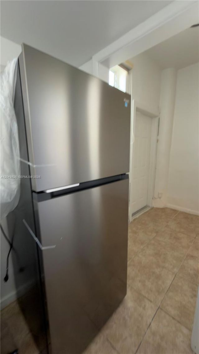 808 84th St , Unit 812, Miami Beach, FL 33141 Photo
