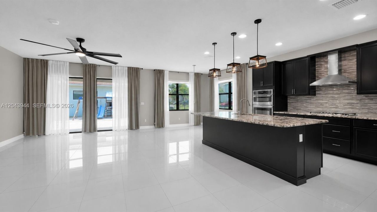 7349 Stella Ln, Lake Worth, FL 33463 Photo