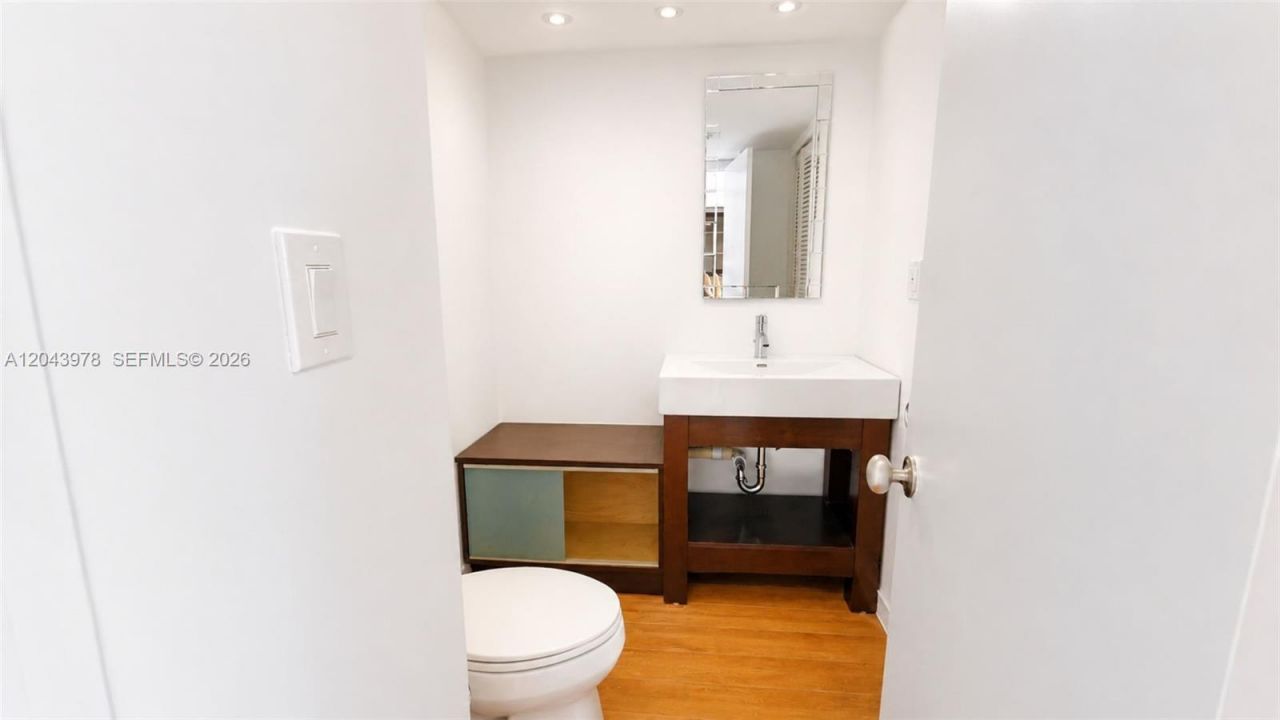 1901 Brickell Av , Unit B2203, Miami, FL 33129 Photo