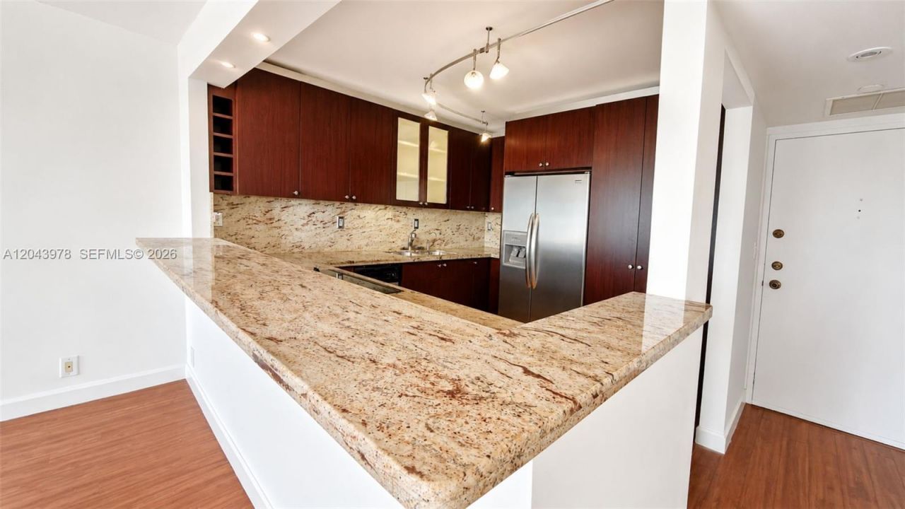 1901 Brickell Av , Unit B2203, Miami, FL 33129 Photo