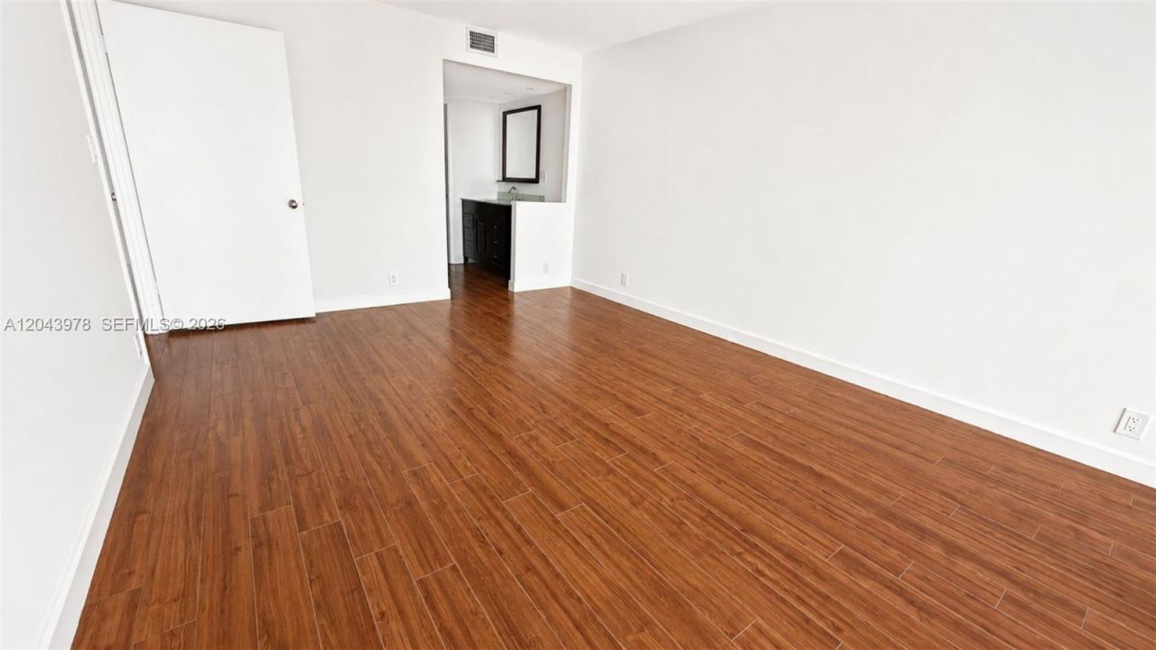 1901 Brickell Av , Unit B2203, Miami, FL 33129 Photo