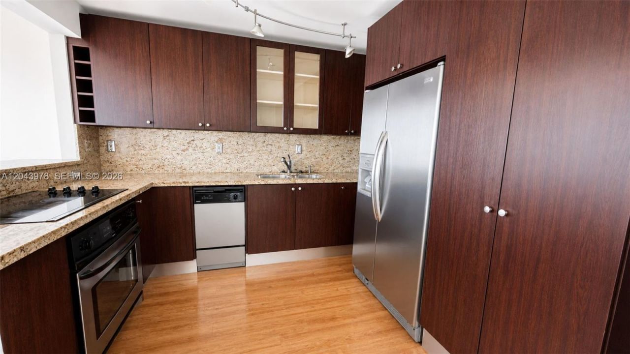 1901 Brickell Av , Unit B2203, Miami, FL 33129 Photo