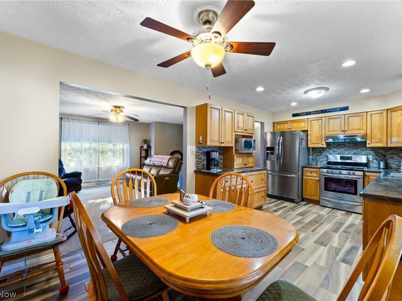 2371 Penny Lane, Austintown, OH 44515 Photo 7