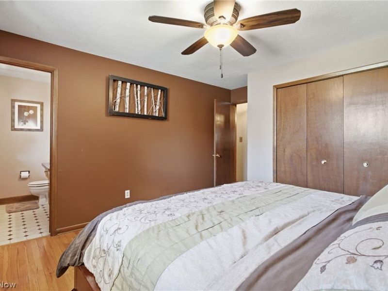 15010 Kennerdown Avenue, Maple Heights, OH 44131 Photo 11