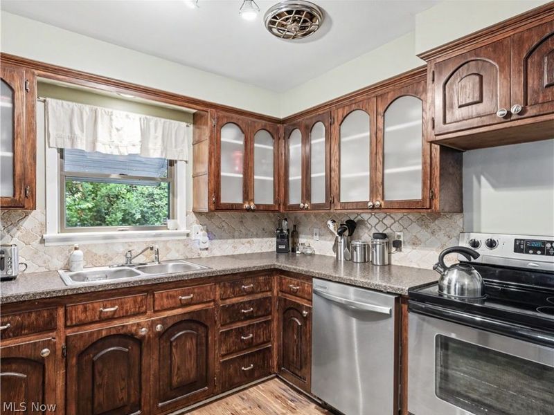 1660 Wiltshire Road, Akron, OH 44313 Photo 9