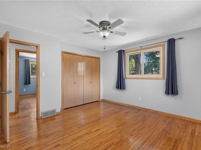 13700 Indian Creek Drive, Middleburg Heights, OH 44130 Photo 14