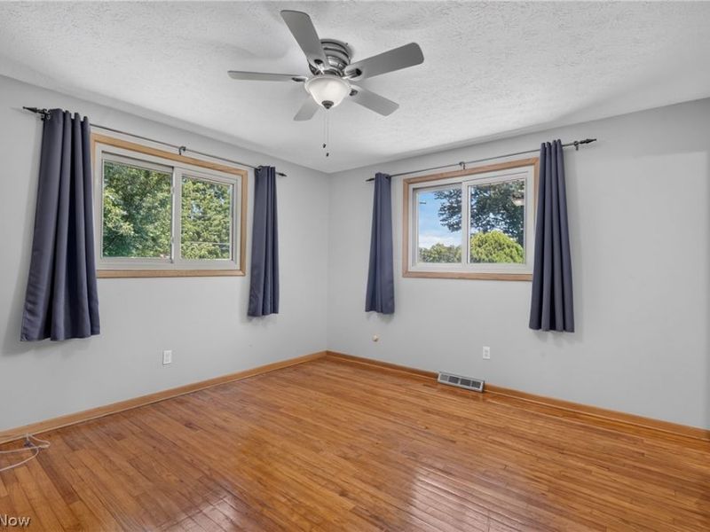 13700 Indian Creek Drive, Middleburg Heights, OH 44130 Photo 15