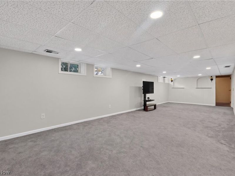 13700 Indian Creek Drive, Middleburg Heights, OH 44130 Photo 25