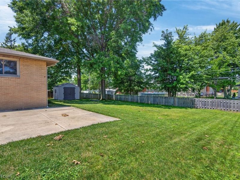 13700 Indian Creek Drive, Middleburg Heights, OH 44130 Photo 35