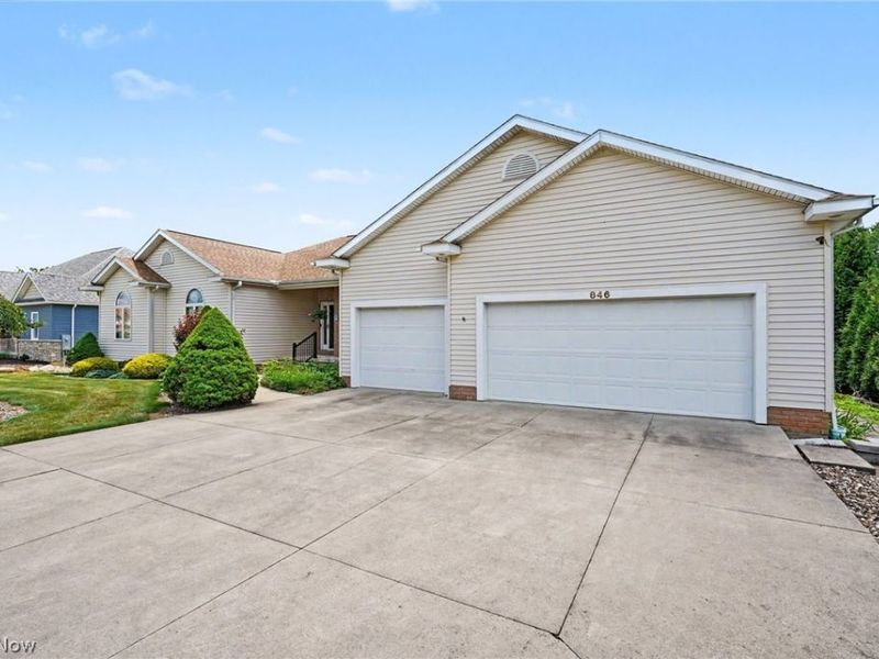 846 Jennifer Trail, Tallmadge, OH 44278 Photo 4