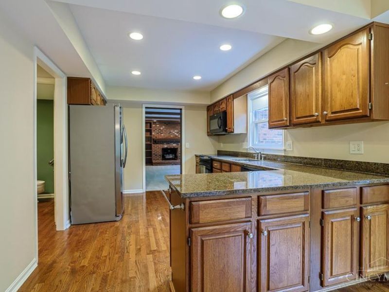 9677 Friar Tuck Drive, West Chester, OH 45069 Photo 10