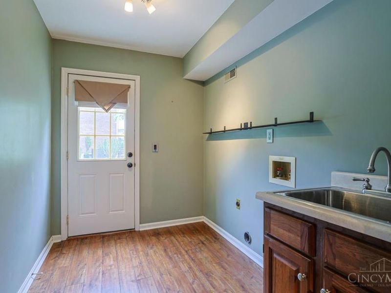 9677 Friar Tuck Drive, West Chester, OH 45069 Photo 23