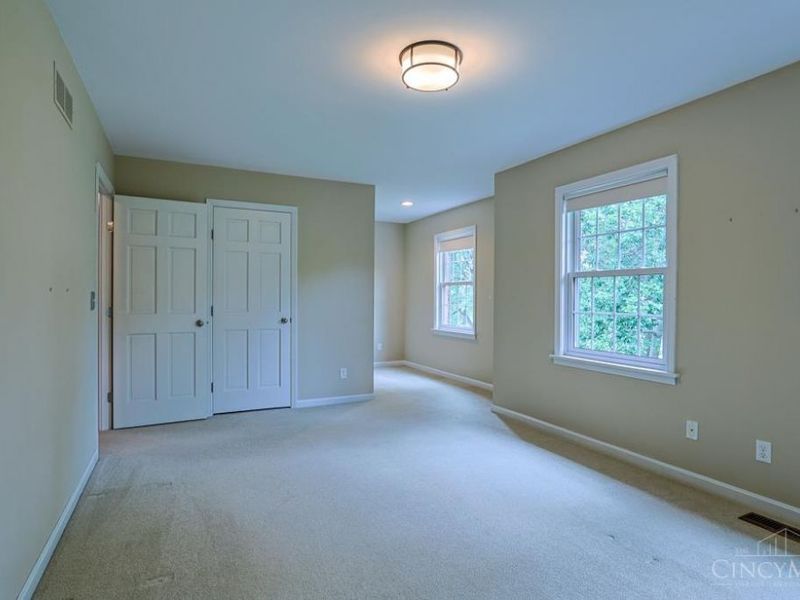 9677 Friar Tuck Drive, West Chester, OH 45069 Photo 32