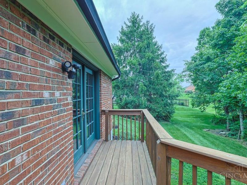 9677 Friar Tuck Drive, West Chester, OH 45069 Photo 38