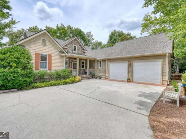 48 Pine Top Drive, Clayton, GA 30525