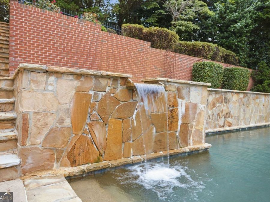 Property Image 64