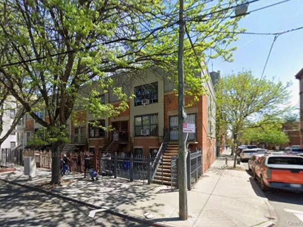 2000 Mapes Avenue, Bronx, NY 10460