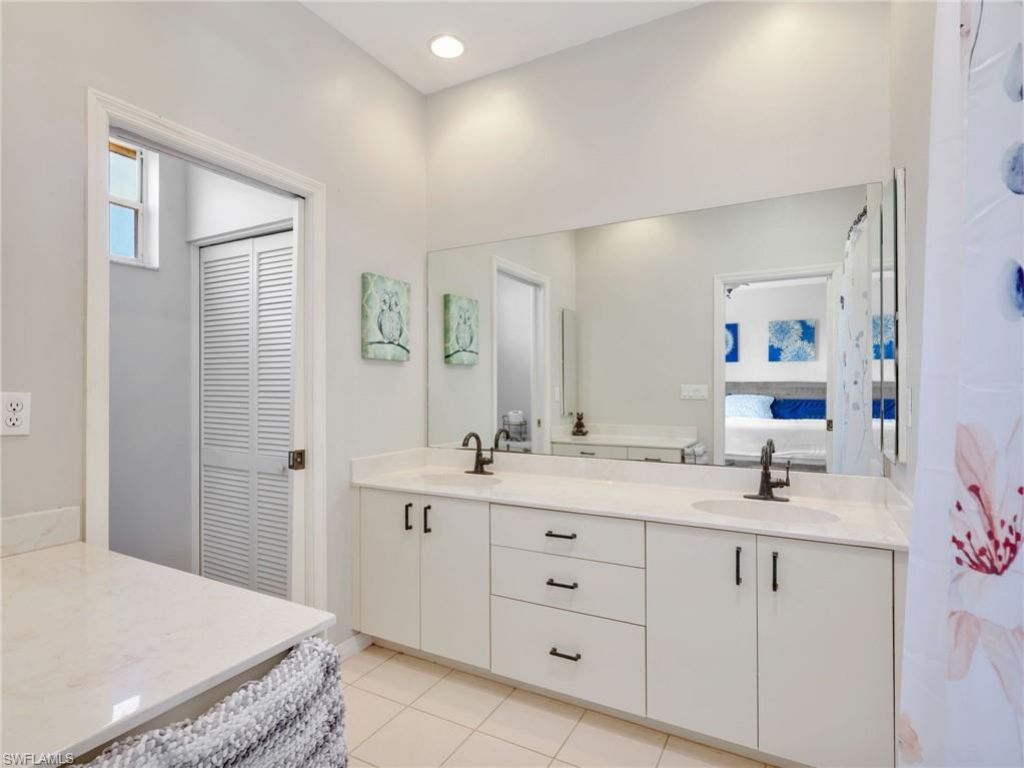 25251 Bay Cedar Dr , Bonita Springs, FL 34134 Photo